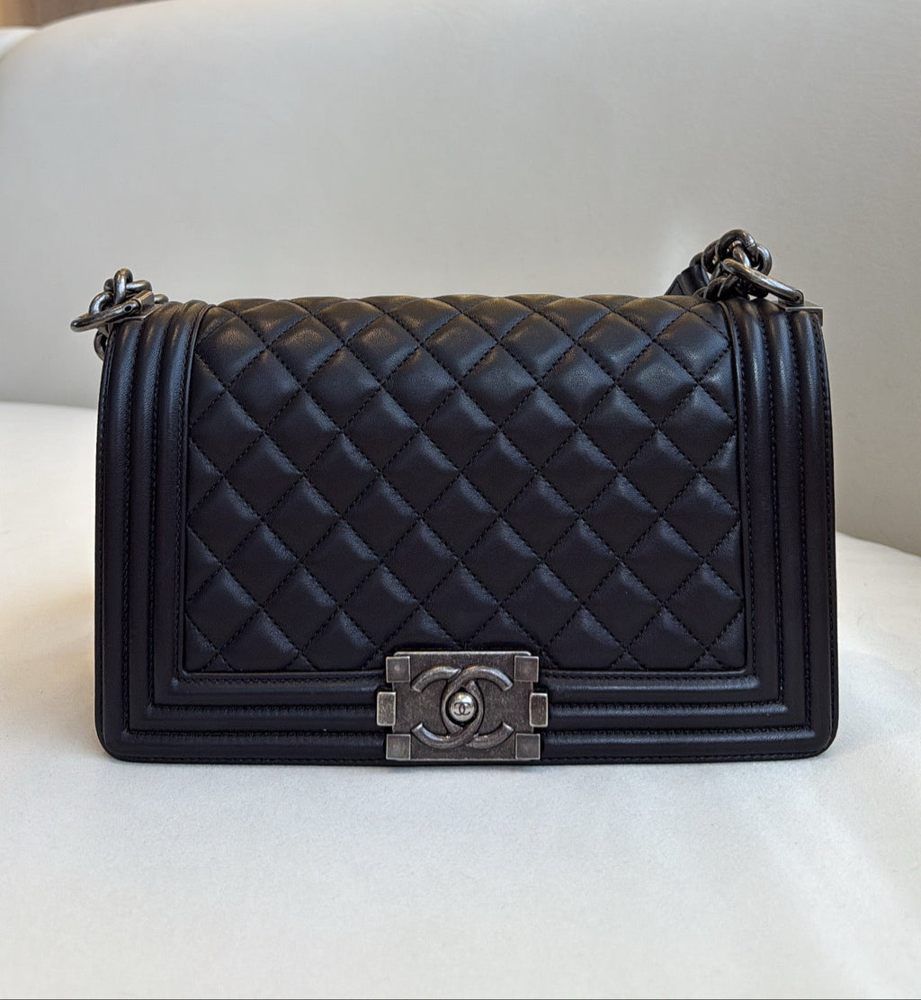 Chanel Boy Preloved