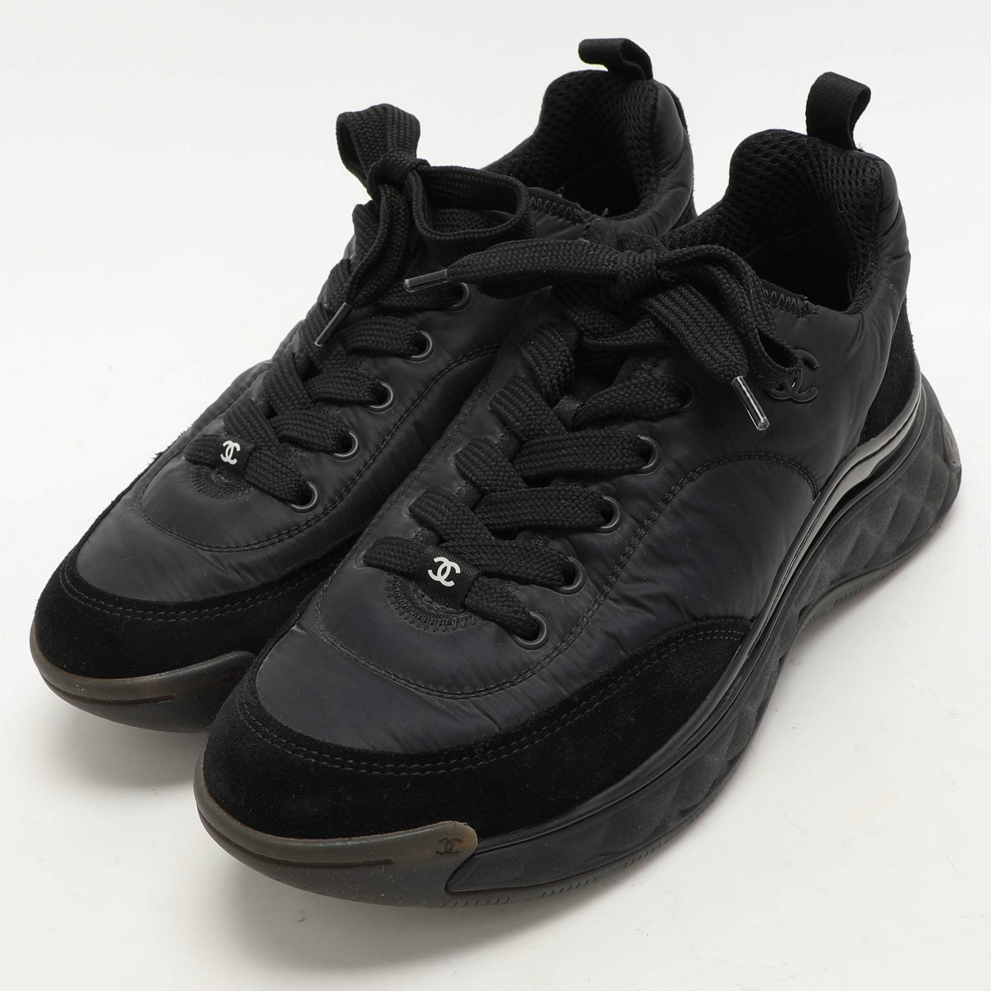 Chanel Sneakers Preloved